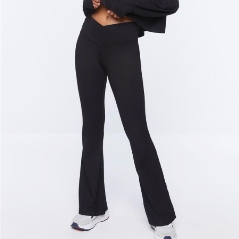 Forever 21, Active Flare-leg Leggings NWT